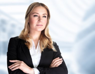 Kendine güvenen iş kadını