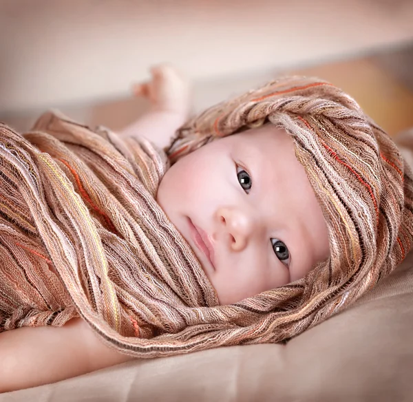 Newborn baby girl — Stock Photo, Image