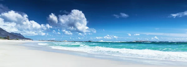 Panorama de un paisaje de playa —  Fotos de Stock