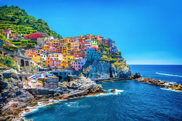 Bellissimo paesaggio urbano colorato — Foto Stock