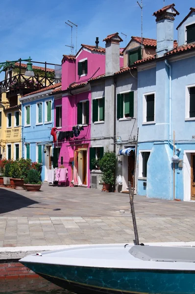 Domy na burano, Benátky — Stock fotografie