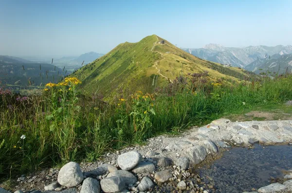 Uitzicht over de bergen — Stockfoto