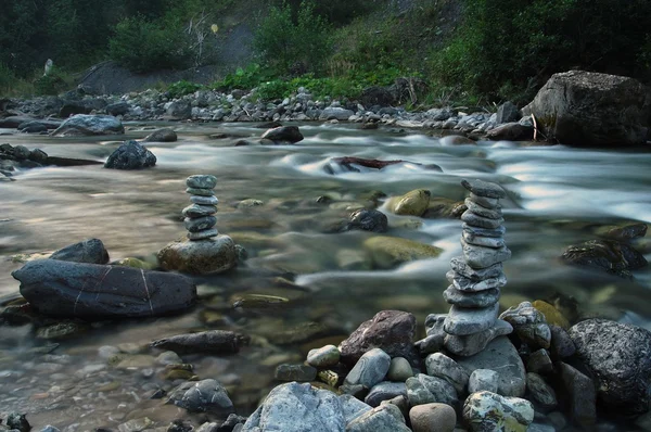 Piedras en el río —  Fotos de Stock