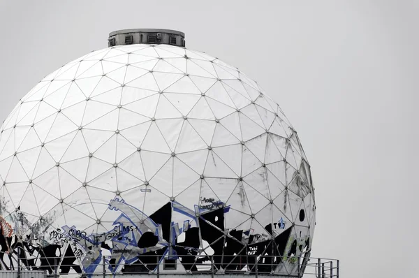 Stazione spia abbandonata a cupola — Foto Stock