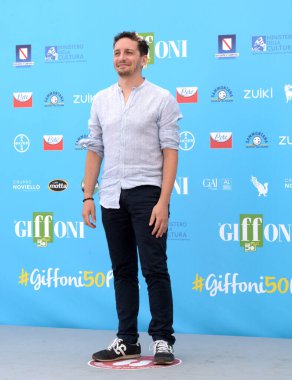 GiFFONI VALLE PİANA - 30 Temmuz 2021: Giffoni Film Festivali 50 Plus 'ta Fabio Mollo - 30 Temmuz 2021 Giffoni Valle Piana, İtalya.