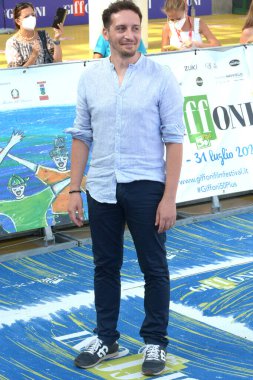 GiFFONI VALLE PİANA - 30 Temmuz 2021: Giffoni Film Festivali 50 Plus 'ta Fabio Mollo - 30 Temmuz 2021 Giffoni Valle Piana, İtalya.