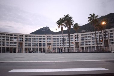 İtalya: Salerno şehir merkezindeki Özgürlük Meydanı manzarası, 12 Kasım 2021.