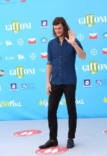 GiFFONI VALLE PIANA, İtalya - 21 Temmuz 2021: Alexander Woodbury Giffoni Film Festivali 50 Plus - 21 Temmuz 2021 Giffoni Valle Piana, İtalya.