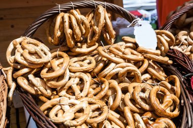 Markette taze simit