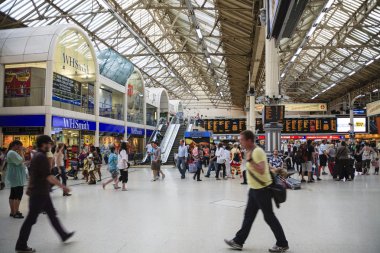 victoria tren istasyonu görünümü içinde