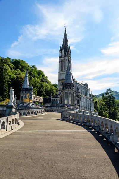 Basilica of the Rosary in Lourdes — Stock Photo, Image
