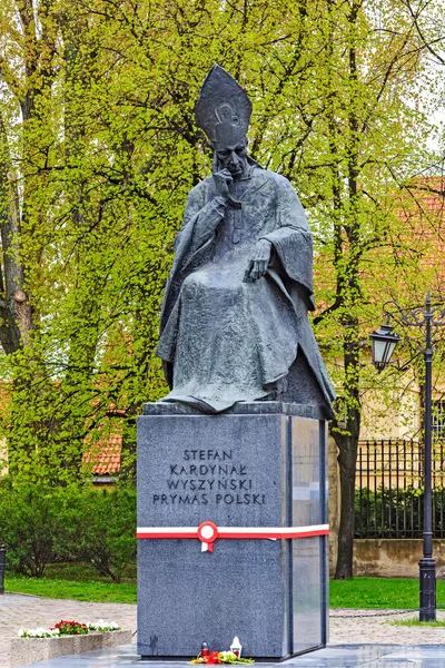 Staty av kardinal primater stefan wyszynski — Stockfoto