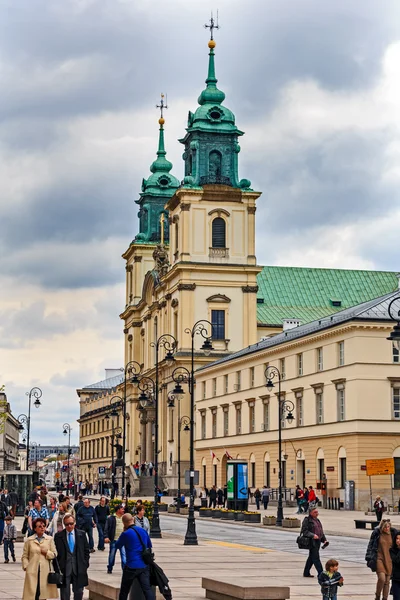 Świętego krzyża kościół w Warszawie — Zdjęcie stockowe