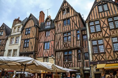 Tours, Fransa Ortaçağ binaları
