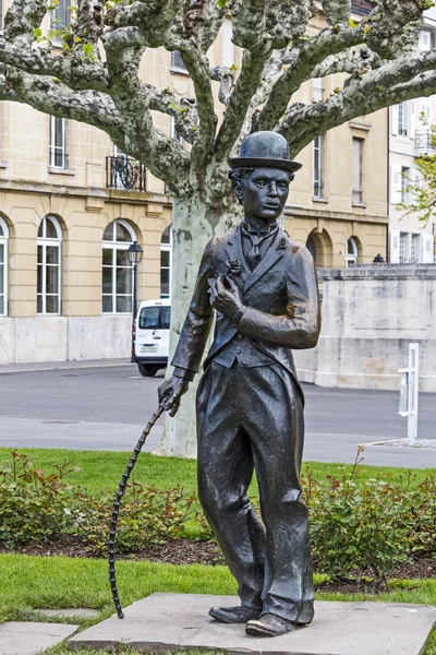 Charlie Chaplin statue in Vevey — Stock Photo, Image