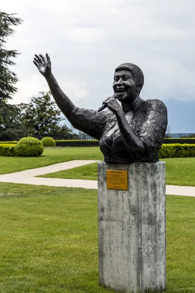Statue to Aretha Franklin in Montreux — Stock Photo, Image
