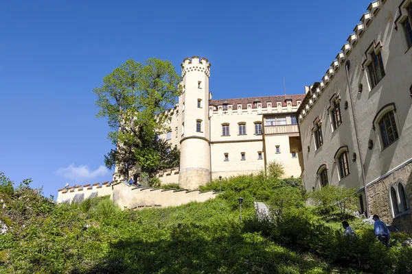 Castle Hohenschwangau ve yol doğru — Stok fotoğraf