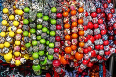 çok renkli boncuklar