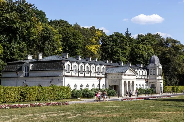 Antiguo Bath-House en Naleczow, Polonia —  Fotos de Stock