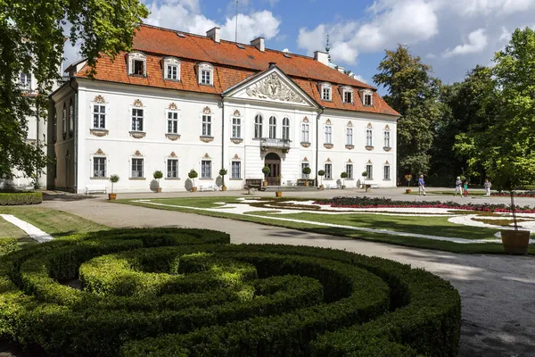 Het paleis in nieborow — Stockfoto