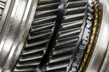 şanzıman mainshaft göstermek yukarıya kapatmak