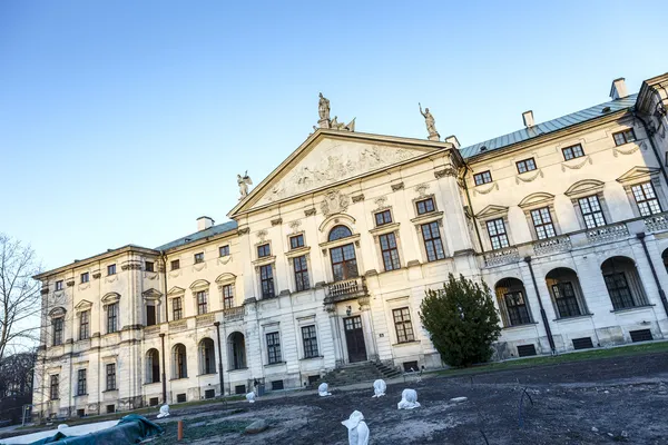 Fachada do Palácio Krasinski do lado do jardim — Fotografia de Stock