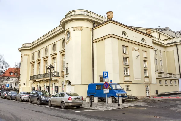 Pools theater gebouw in Warschau — Stockfoto