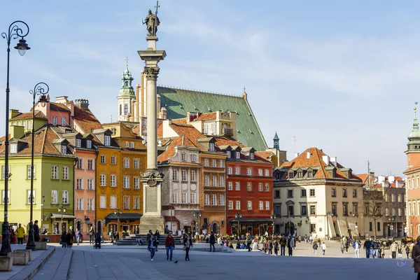 Statue of King Zygmunt III Waza and Castle Square — Stock Photo, Image