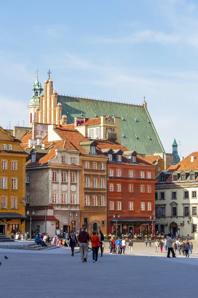 Kamienice na placu zamkowym w Warszawie — Zdjęcie stockowe