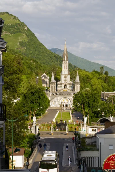 Bazilika naší dámy v lourdes — Stock fotografie