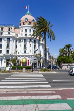 hotel negresco ve yaya geçidi