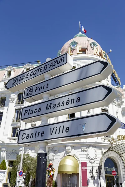 Road Signpost in Nice, France — Stock Photo, Image