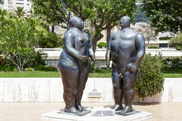 Skulptur av Adam och Eva i Monte Carlo — Stockfoto