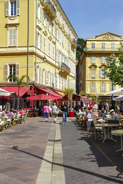 Cours saleya binalar ve restoranlar — Stok fotoğraf