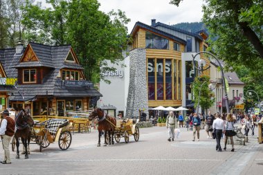 Zakopane yeni alışveriş Galerisi