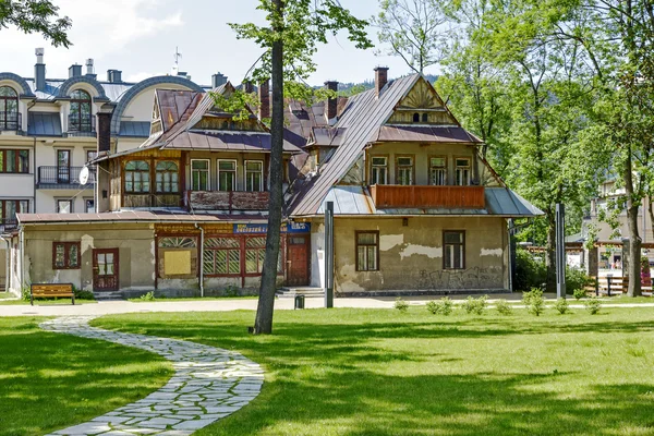 Ex edificio della scuola di musica a Zakopane — Foto Stock