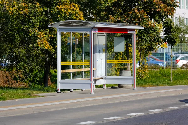 Warsaw Poland October 2021 Vacant Bus Stop Located City Streets — Stock Photo, Image