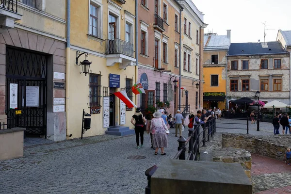 Lublin Polonia Septiembre 2021 Casitas Antiguas Las Aceras Cercanas Están — Foto de Stock