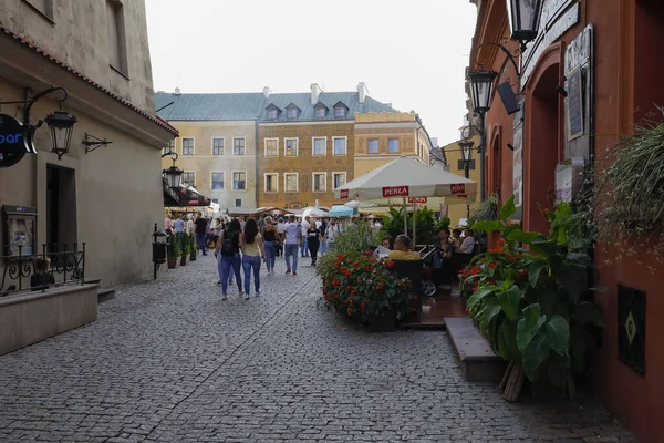 Lublin Polsko Září 2021 Dlážděná Stezka Vede Staré Náměstí Kde — Stock fotografie