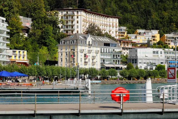 Brunnen Szwajcaria Sierpnia 2020 Budynki Mieszkalne Wśród Których Znajdują Się — Zdjęcie stockowe