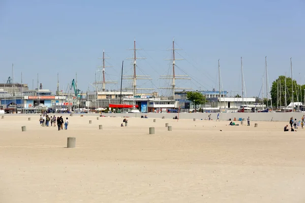 Gdynia Πολωνία Μαΐου 2022 Μια Αμμώδης Παραλία Της Πόλης Ένα — Φωτογραφία Αρχείου