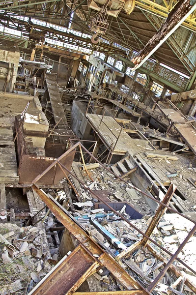 Fabrica maquinaria abandonada procesamiento de carbón —  Fotos de Stock