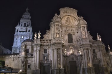 murcia ünlü katedral ayrıntılarını geceleme.