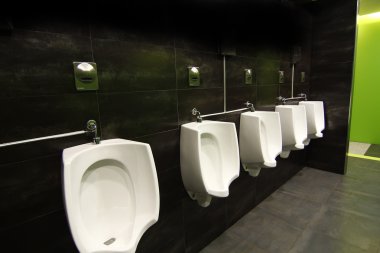 erkeklerde modern pisuar