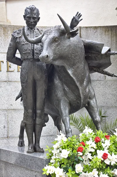 Sculpture en bronze de la corrida matador — Photo