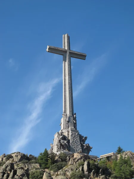 Large cross Valley of the Fallen (Valle de los Caidos) — Stock Photo, Image