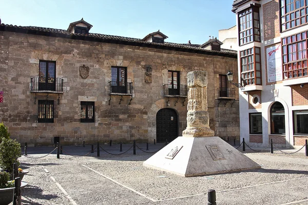 Streets of the town of Aranda de Duero in Spain — Stockfoto