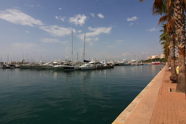 Yacht marina in the city of Alicante Spain — Stock Photo, Image