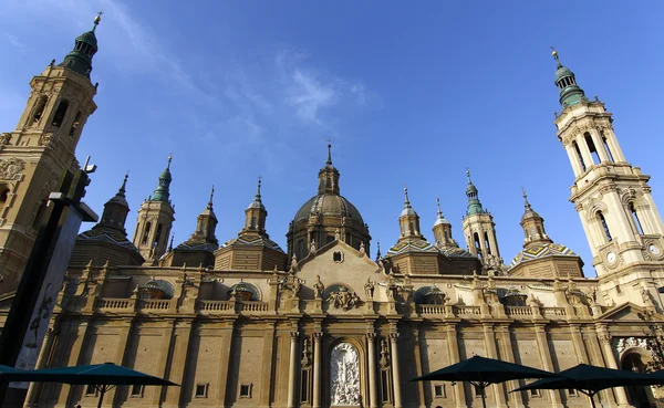 Cathédrale Basilique de Nuestra SeXoora del Pilar, construite dans le ye — Photo