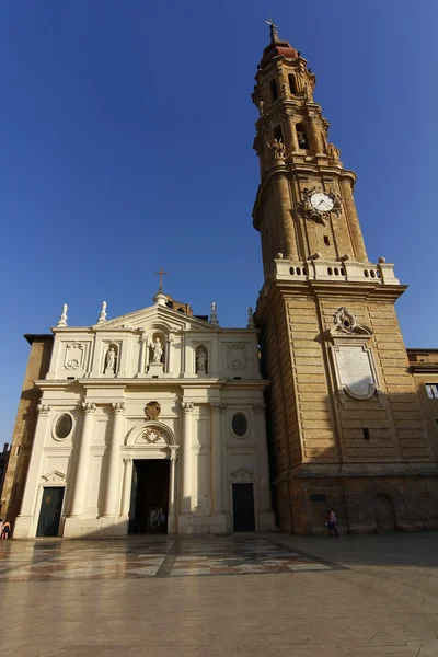 Kathedrale von la seo, auf der berühmten Plaza del pilar, Zaragoza, sp — Stockfoto